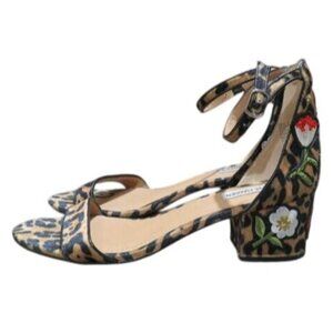 Steve Madden Inca boho floral embroidered embellished sandals flats 9.5